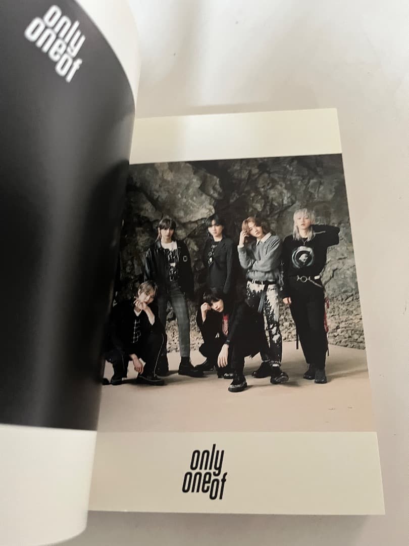 超希少！OnlyOneOf フーディー・フォトブック・CDセット　オンオブ