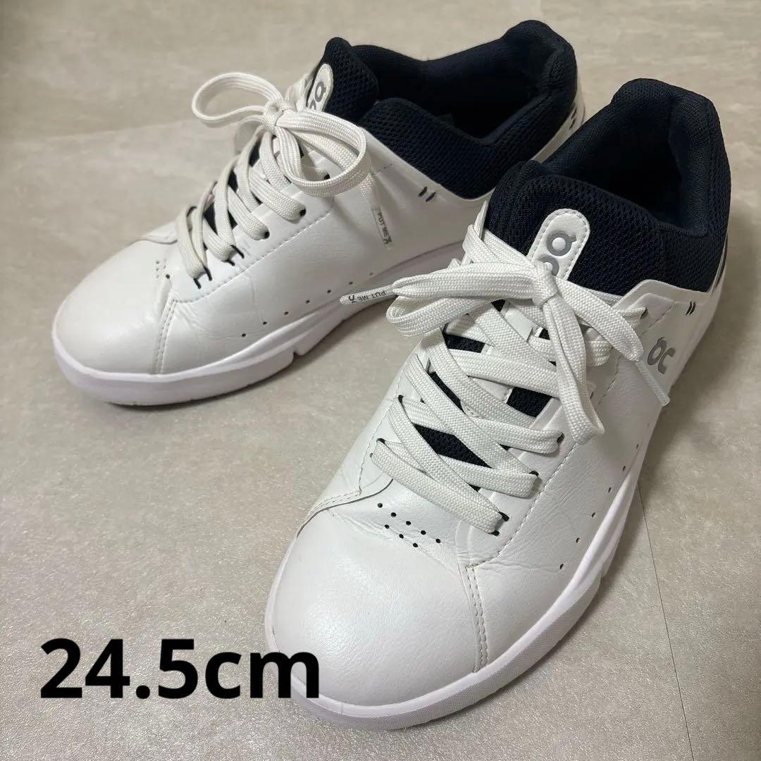 on スニーカー ホワイト/ネイビー