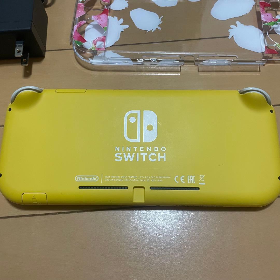 Nintendo Switch Lite イエロー　本体　充電器