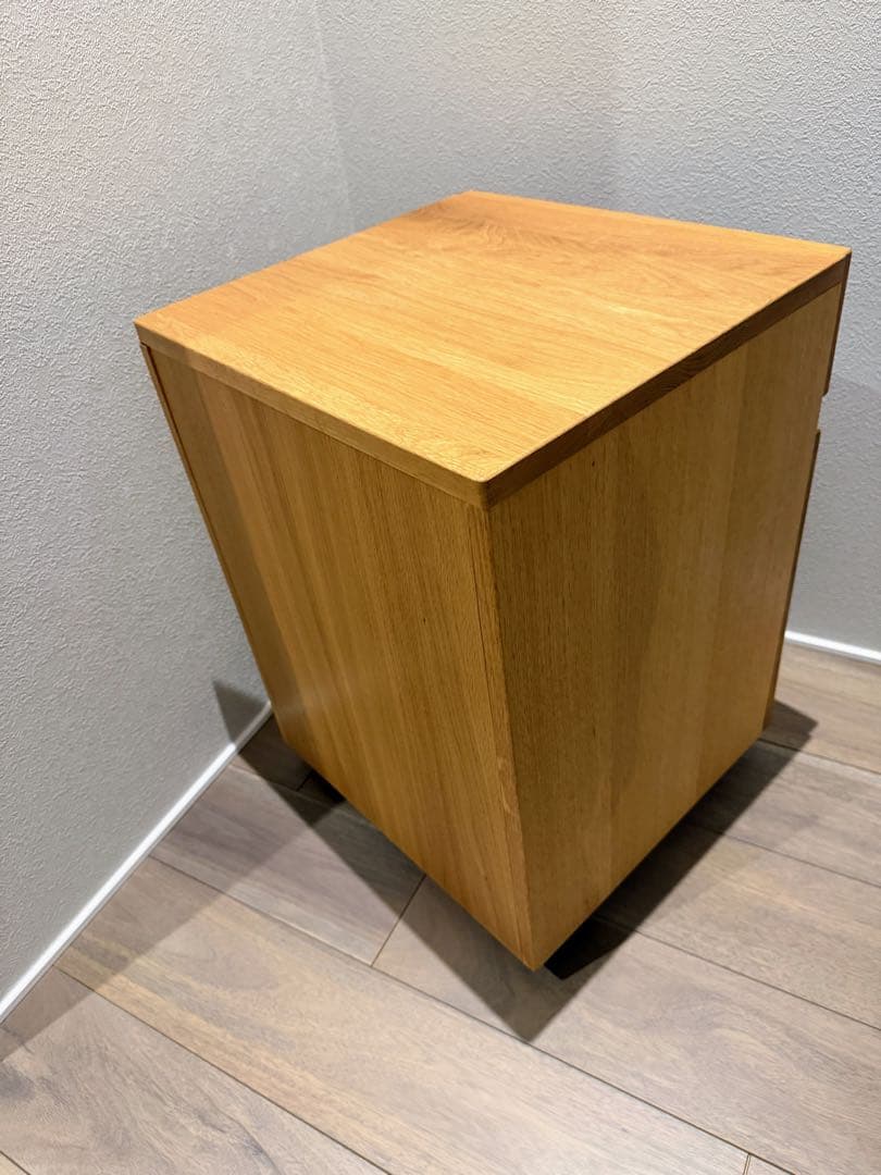 木製引き出し付きテーブル