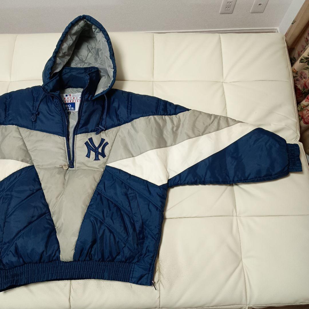 ニューヨーク・ヤンキース フード付きジャケット