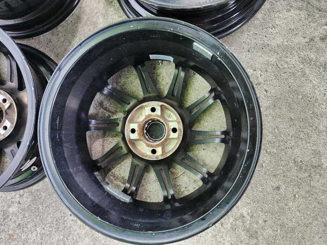 送料込☆ワークWORK NEZART 15X5.5J+40 PCD100-4H
