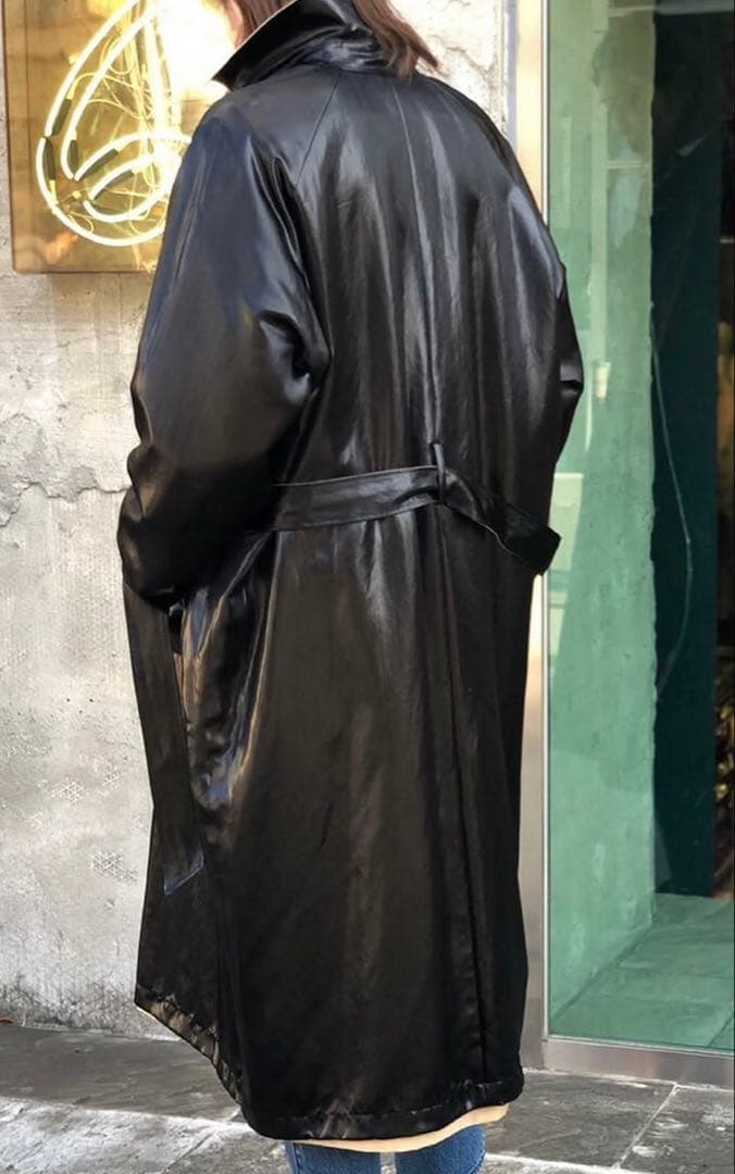 ベージュ/ブラック トレンチコート ロング丈