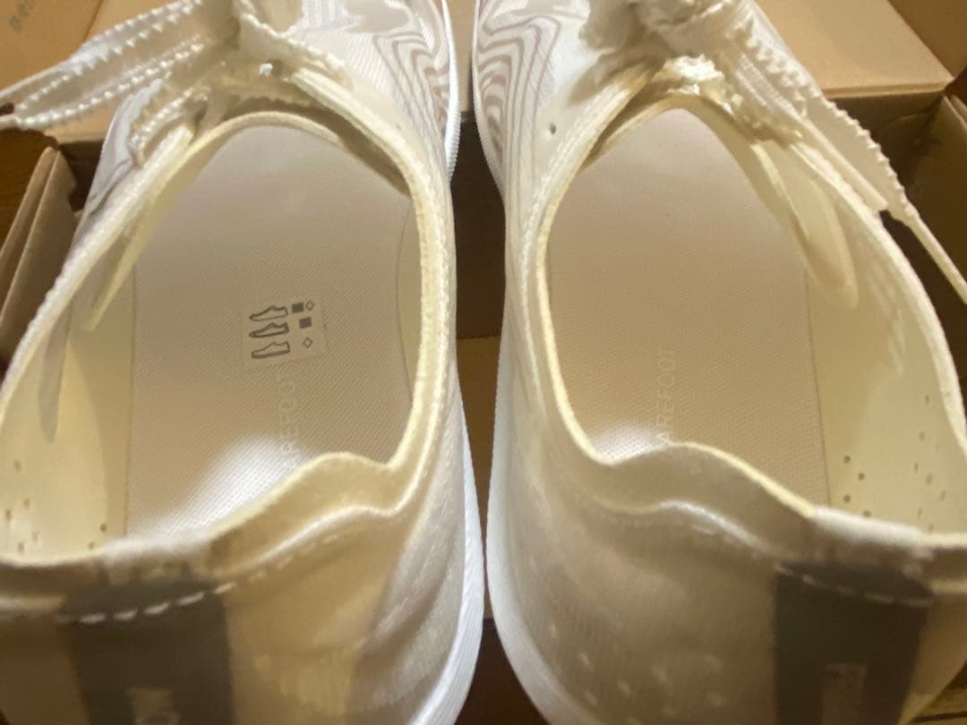 vivobarefoot プライマスフロー メンズ40