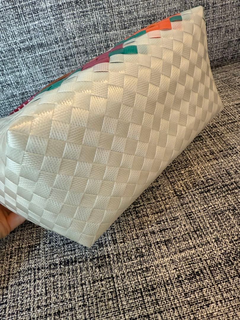 マルニ　マーケット　バスケット　ホワイトカゴバッグ