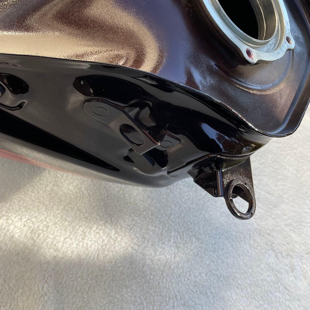 Kawasaki Z900RS 火の玉レッド ガソリンタンク