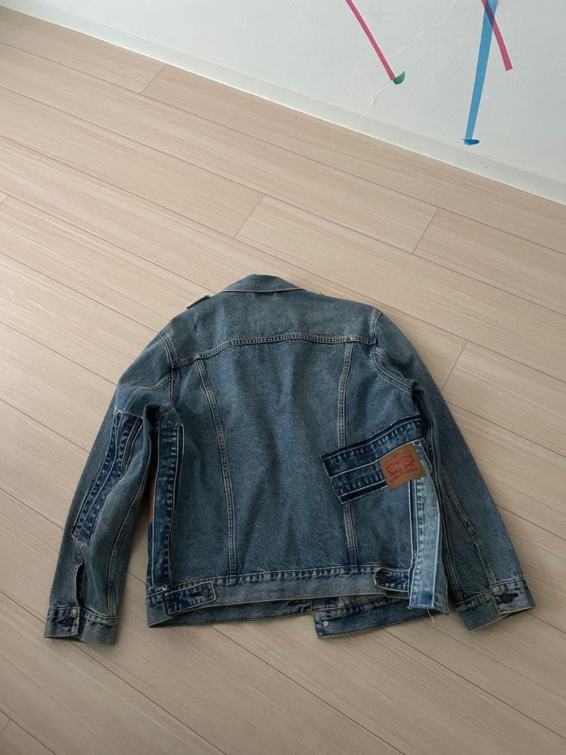 ⚫️Levi's パッチ付きデニムジャケットXL