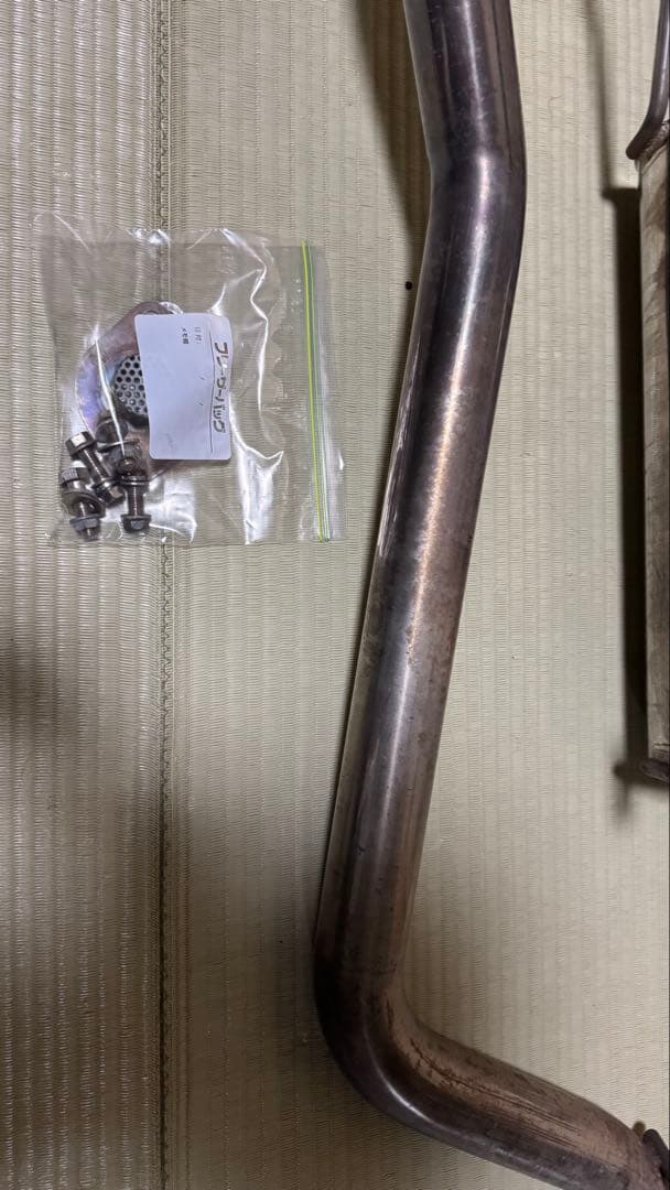 ハイエース　ワンオフ　マフラー　200系　2Lガソリン