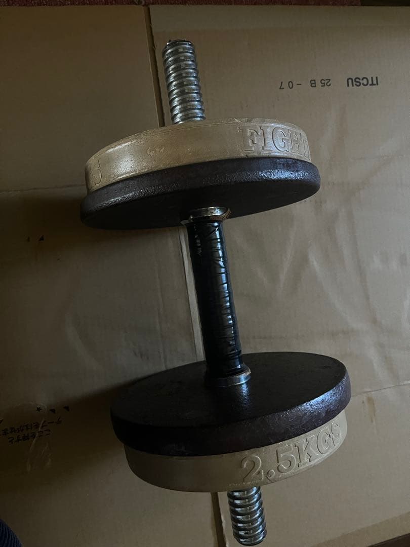 ♪ダンベルセット♪〜発送梱包たのメル便で良い方に