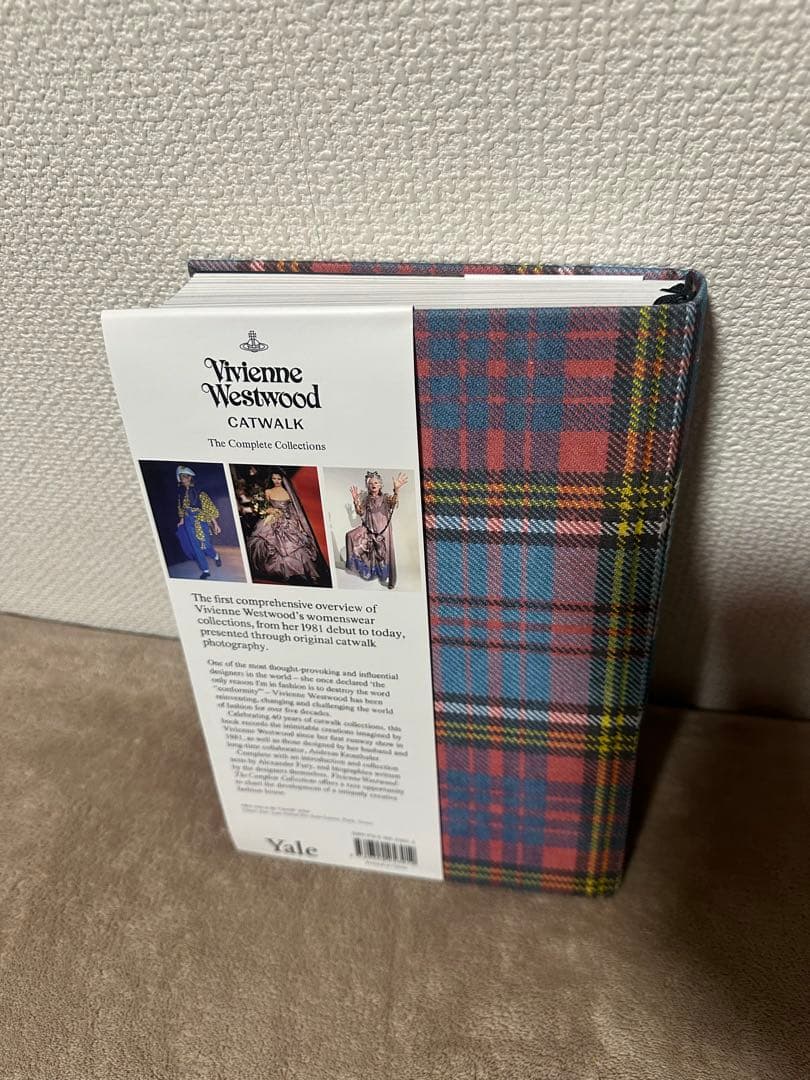 洋書 Vivienne Westwood Catwalk