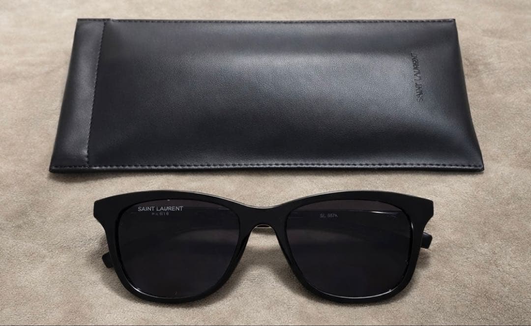 レザーケース付き⭐︎SAINT LAURENT サングラス