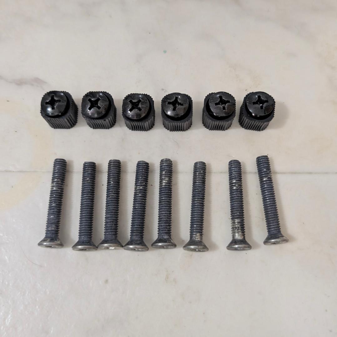 グリッド柄 リビング ガラス テーブル 黒 80s ビンテージ ポップ