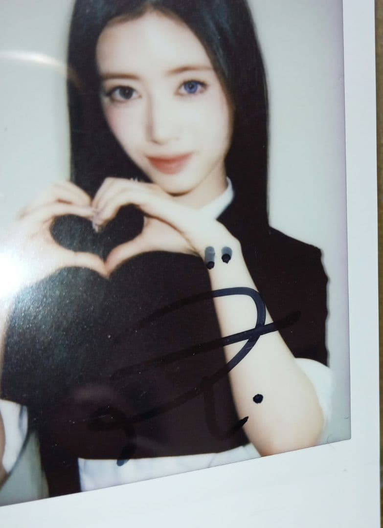 NiziU リマ 直筆サイン入りチェキ