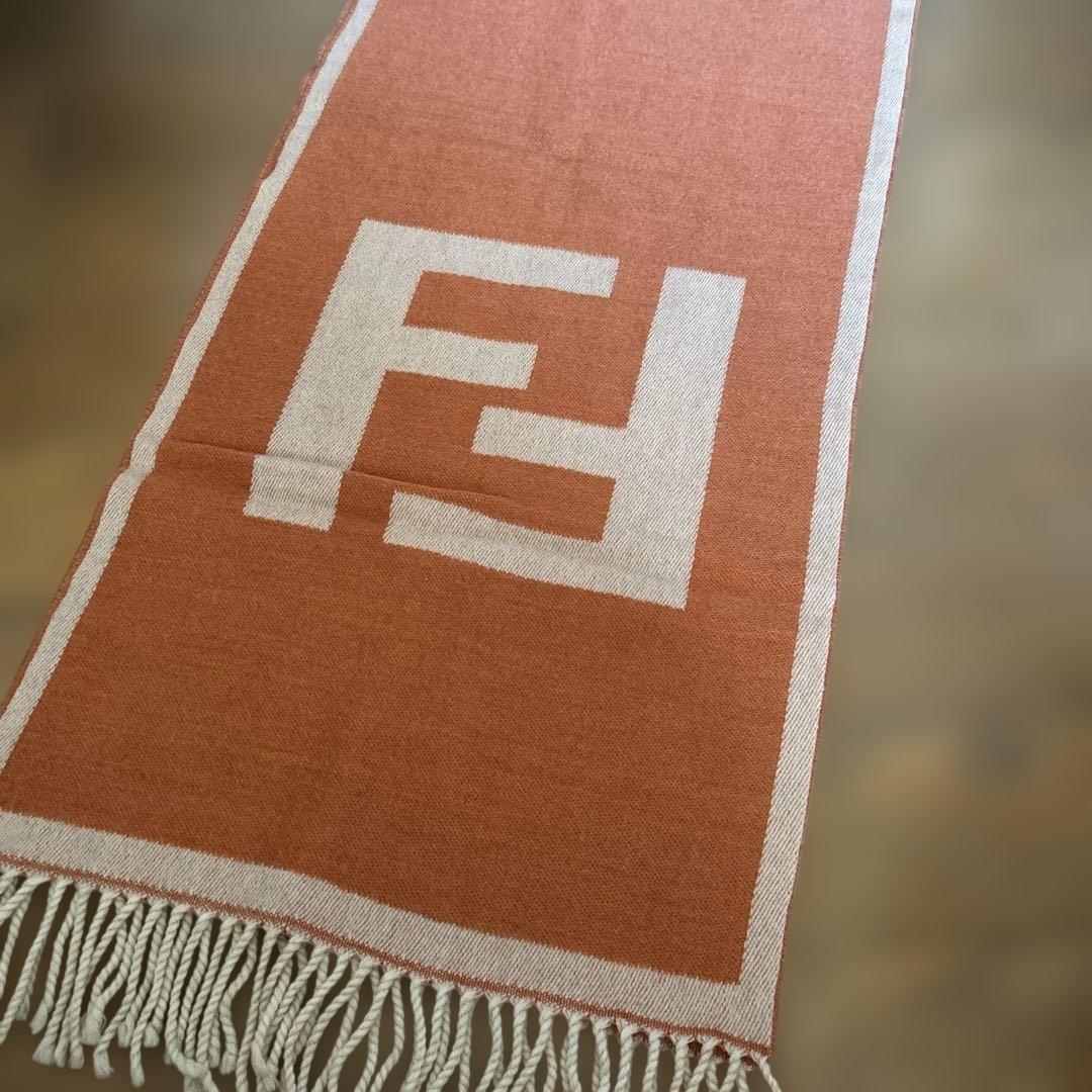 フェンディ　マフラー　ストール