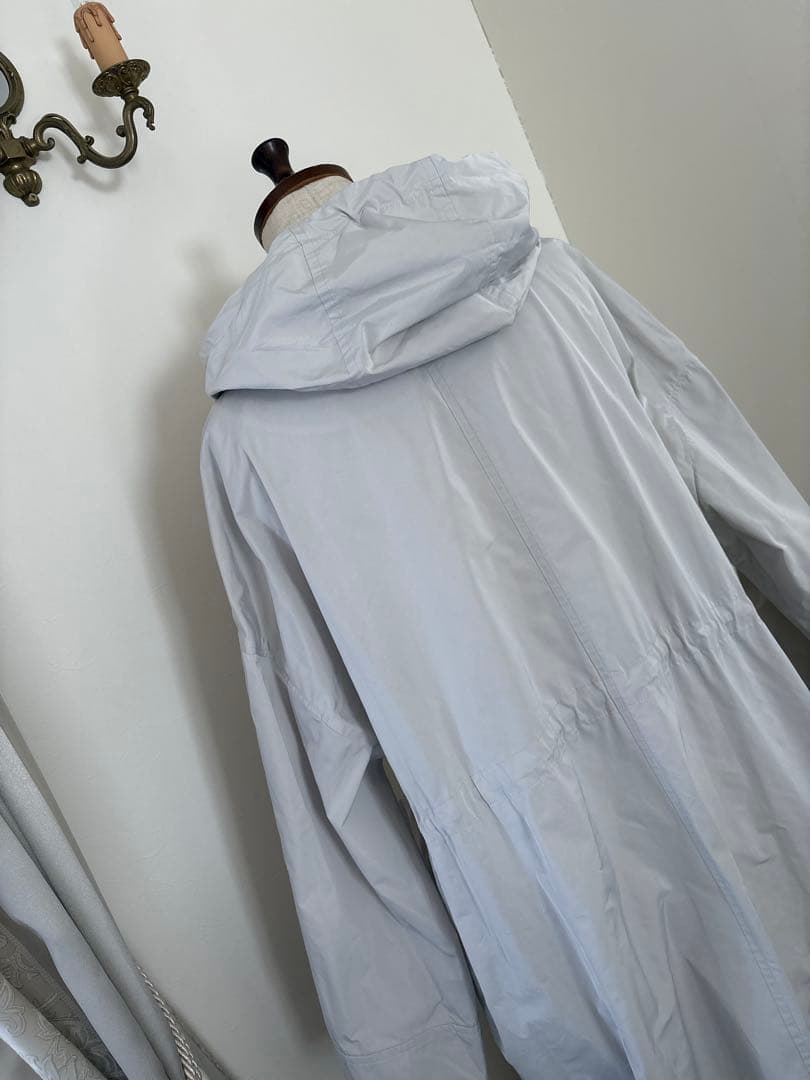 美品　swinswing イタリア生地　ナイロン　タフタコート　40サイズ