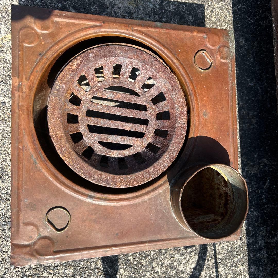 s*n様 木製火鉢　鉄製鍋・酒熱燗機　銅素材mお使われてます