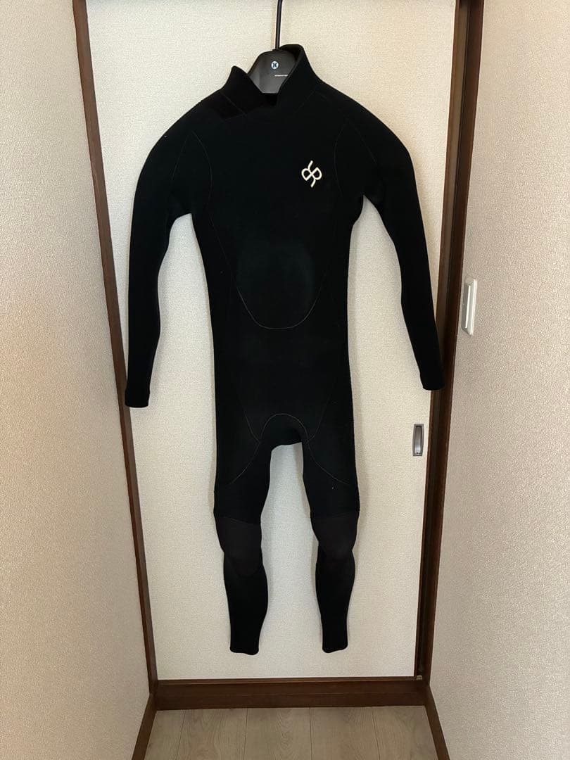 Rushウエットスーツセミドライ　BLACK Edition