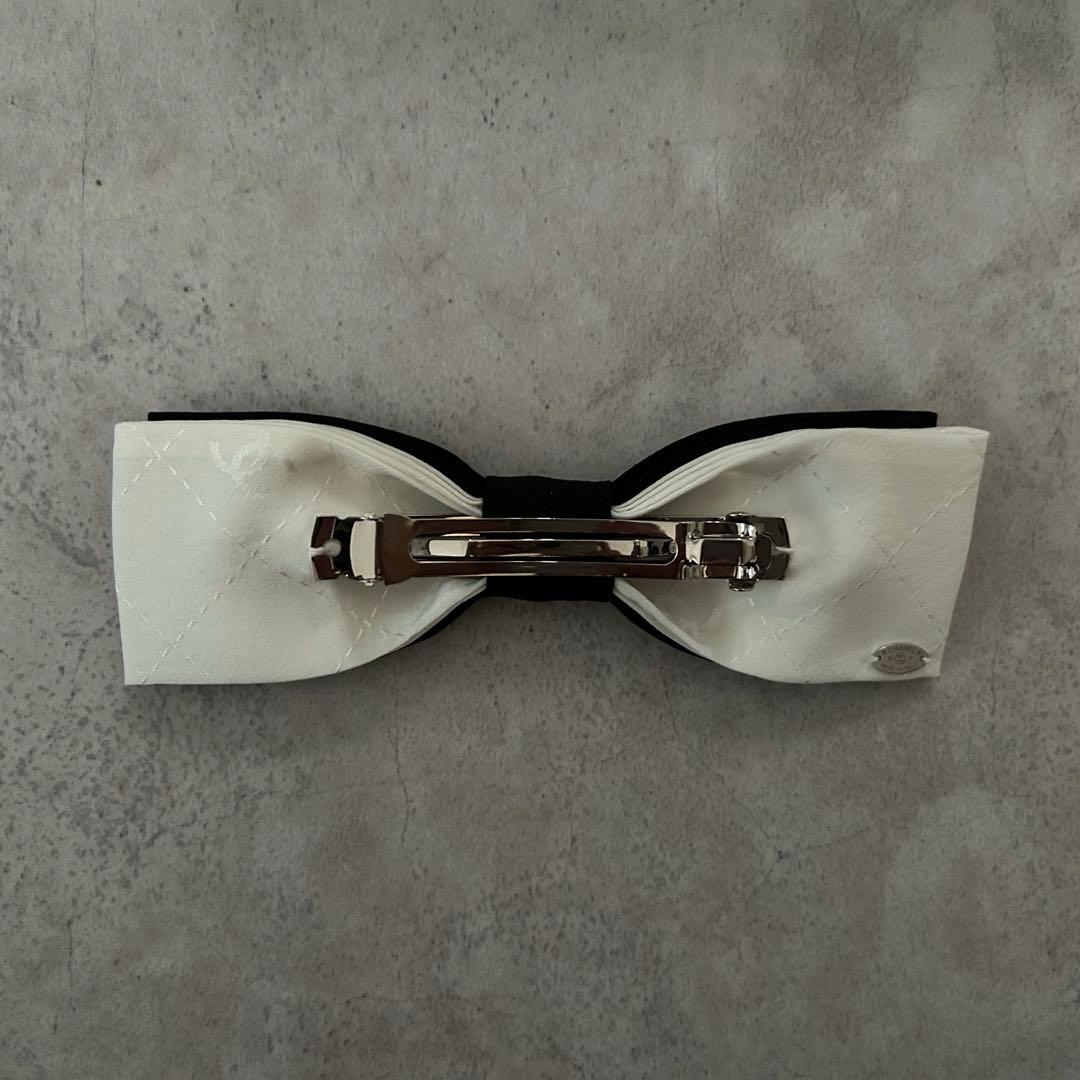 CHANEL シャネル　ボウバレッタ