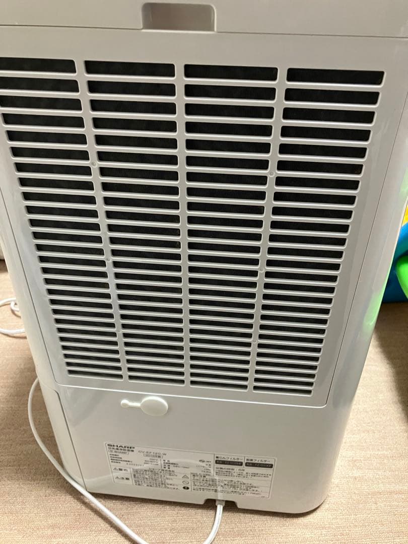 SHARP 空気清浄除湿機　CV-EF120 2015年製