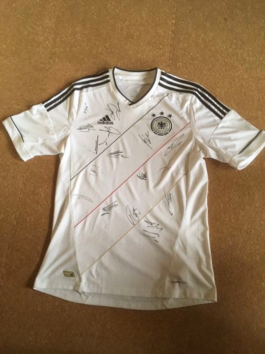 ドイツ代表直執サイン入り（多数）ユニフォーム