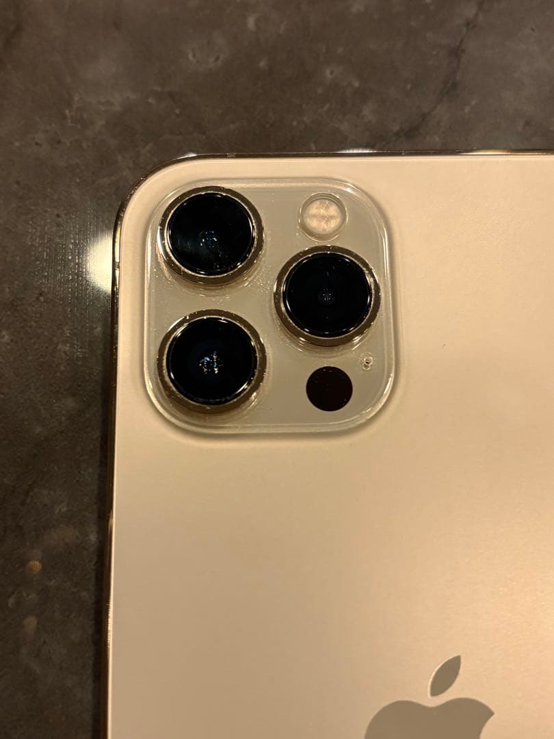 Apple iPhone 12 Pro Max 256ゴールド 本体