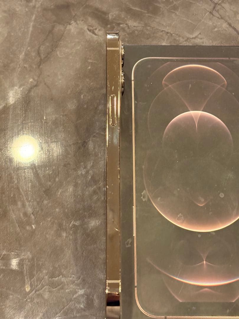 Apple iPhone 12 Pro Max 256ゴールド 本体