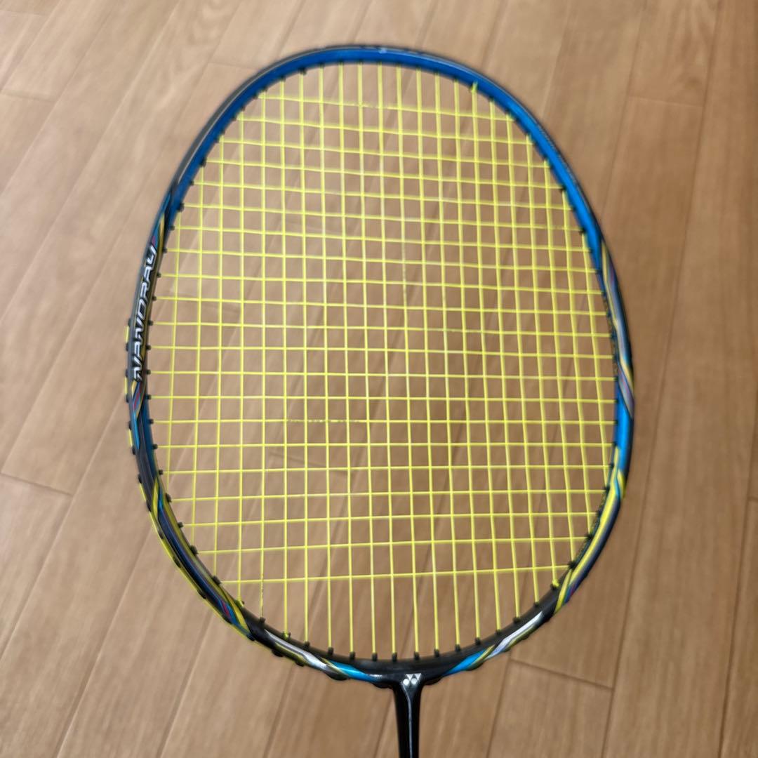 ヨネックス　バドミントンラケット　ナノレイ800