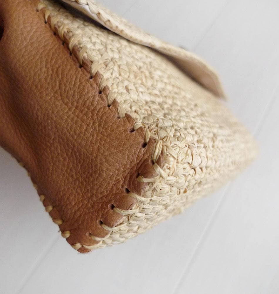 美品 ヘレンカミンスキー ラフィア クラッチバッグ かごバッグ Q219