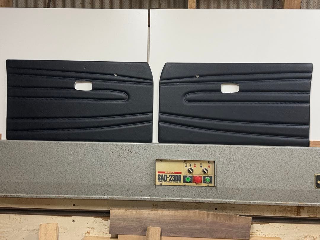 undergroundサニトラGB122 用フロント左右ドア内張りブラック