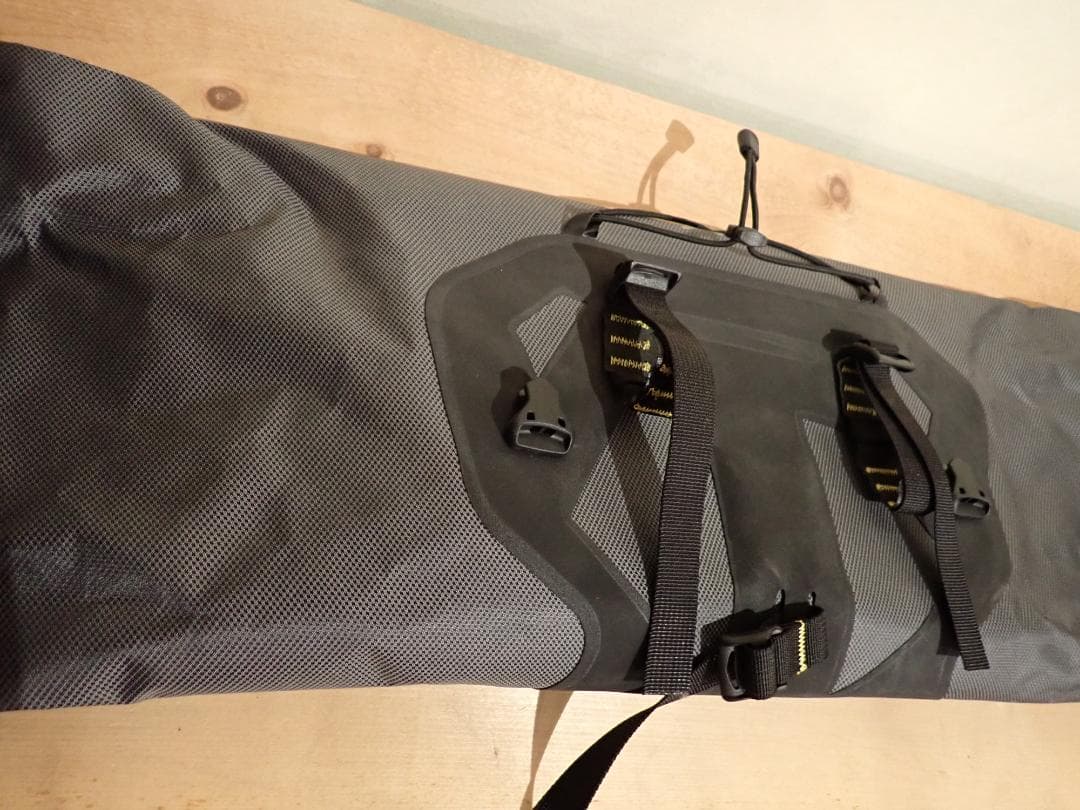 APIDURA エクスペディション ハンドルバーバッグ