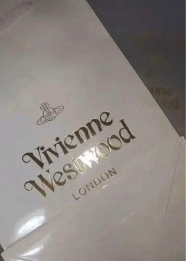 【早い者勝ち‼️】新品 良品 未使用ヴィヴィアンウエストウッド 長財布