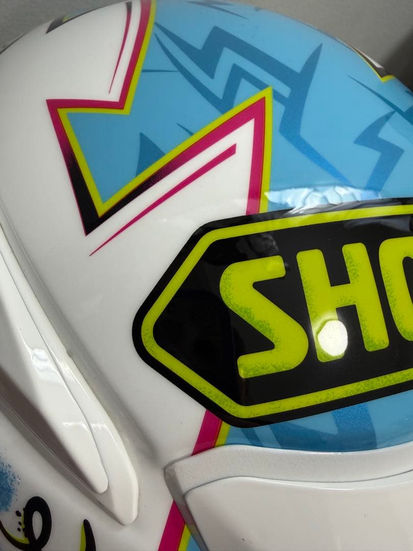 SHOEI Z8 ミューラル　Mサイズ　美品