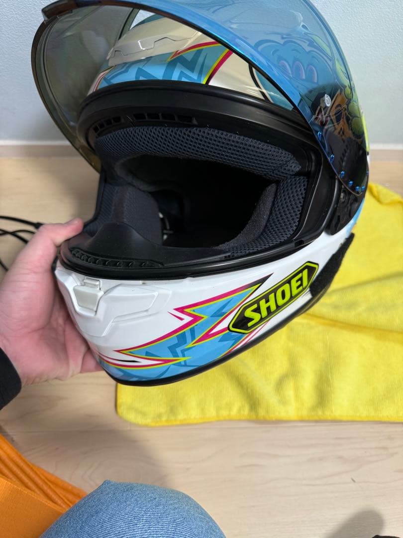SHOEI Z8 ミューラル　Mサイズ　美品