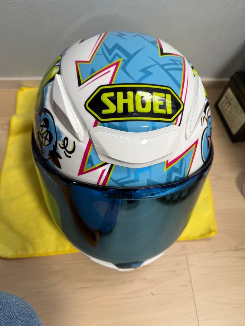 SHOEI Z8 ミューラル　Mサイズ　美品