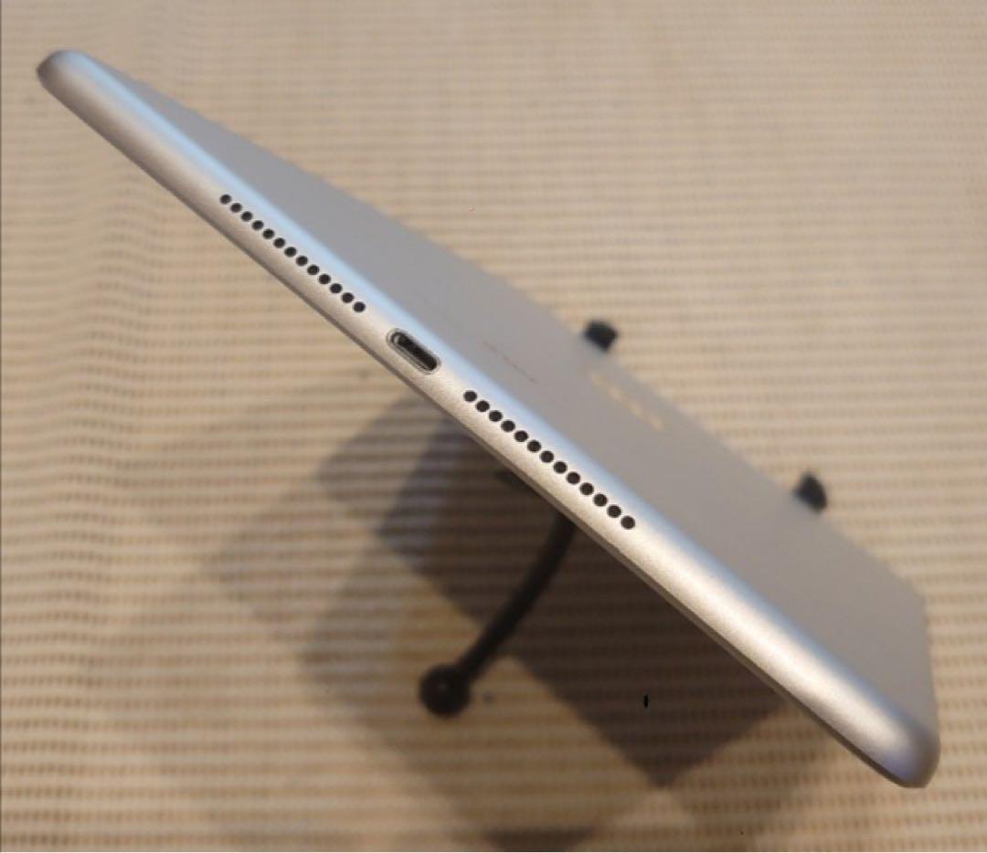 DMPY1完動品SIMフリー液晶無傷iPad第6世代(A1954)本体32GB