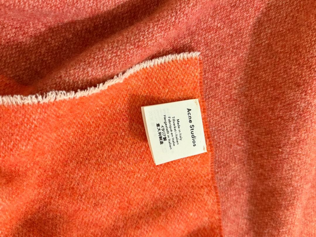 Acne Studios 大判マフラー