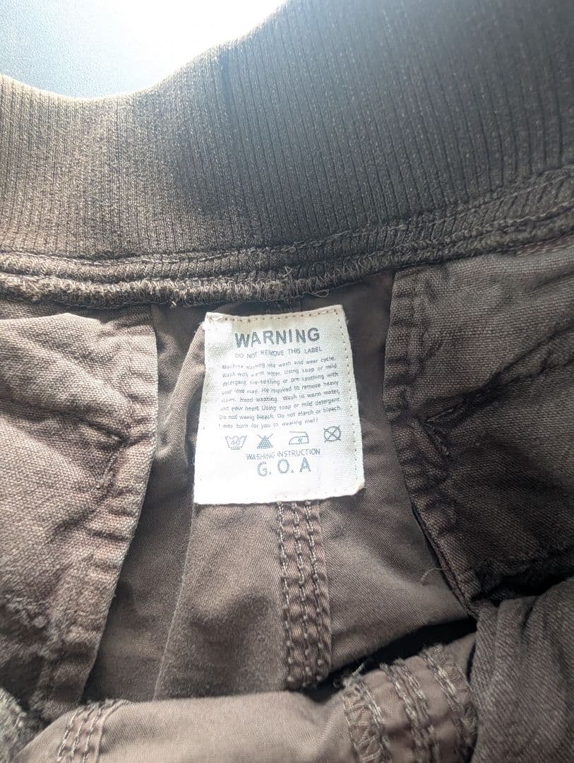 goa ブラウンパンツ