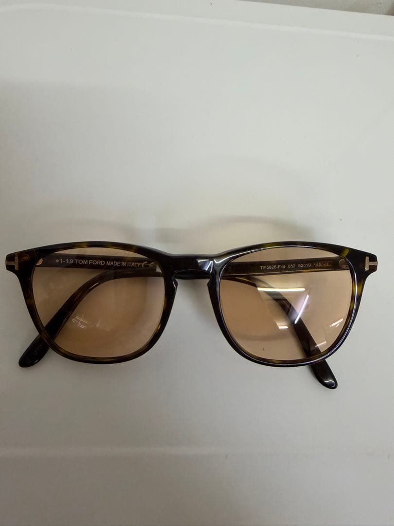 TOM FORD TF5625-F-B 052 度なし　メガネ　サングラス