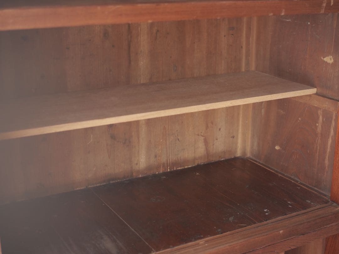 茶箪笥　箪笥　食器棚　ケヤキ　玉杢　古家具　古道具　アンティーク　昭和レトロ