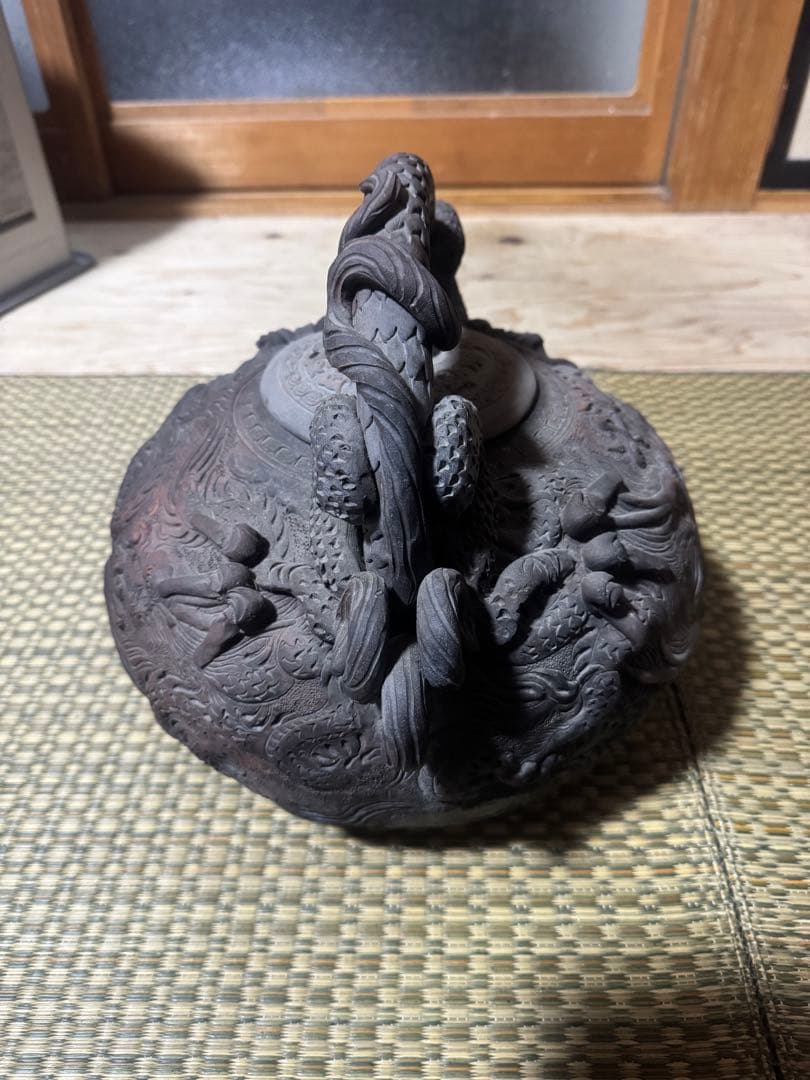 龍の急須 製作者など不明