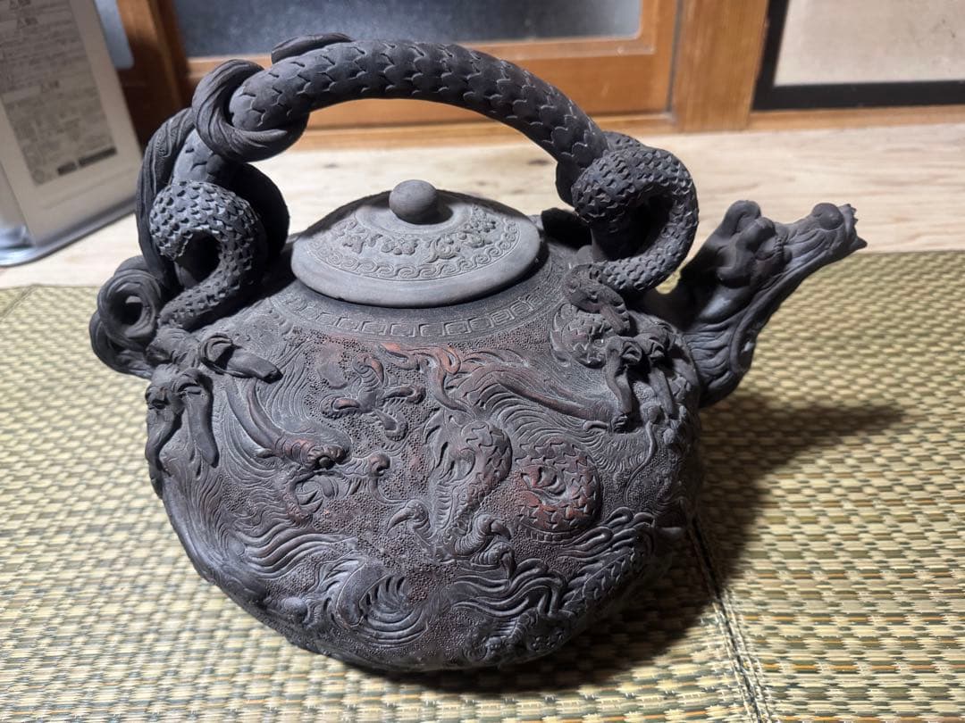 龍の急須 製作者など不明