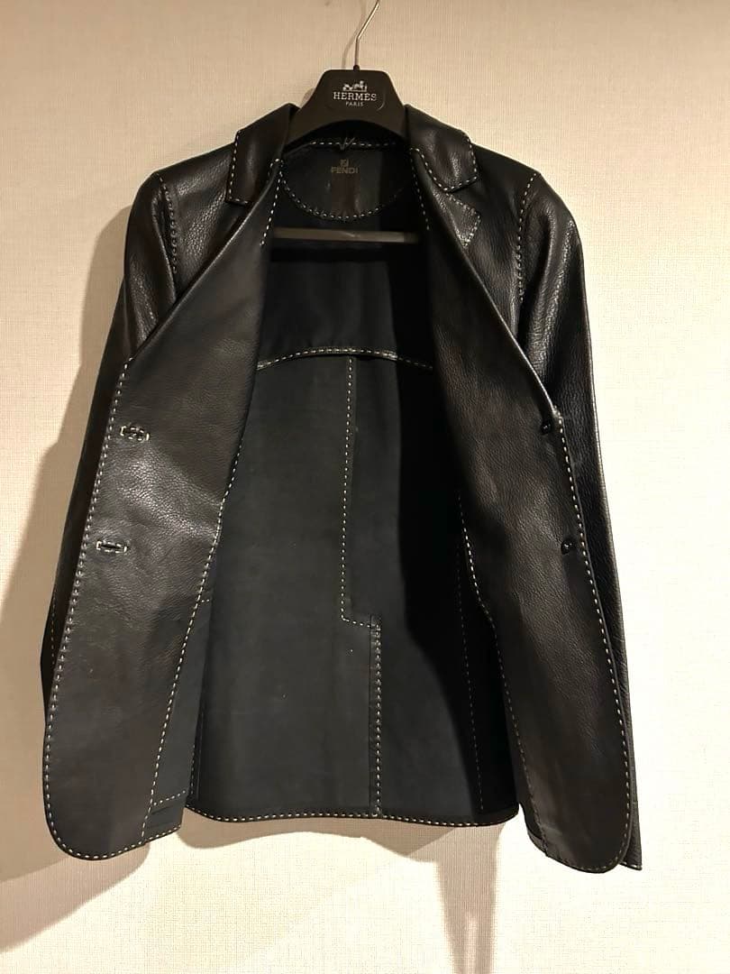 S*e様 FENDI 黒レザージャケット ステッチデザイン　新品未使用