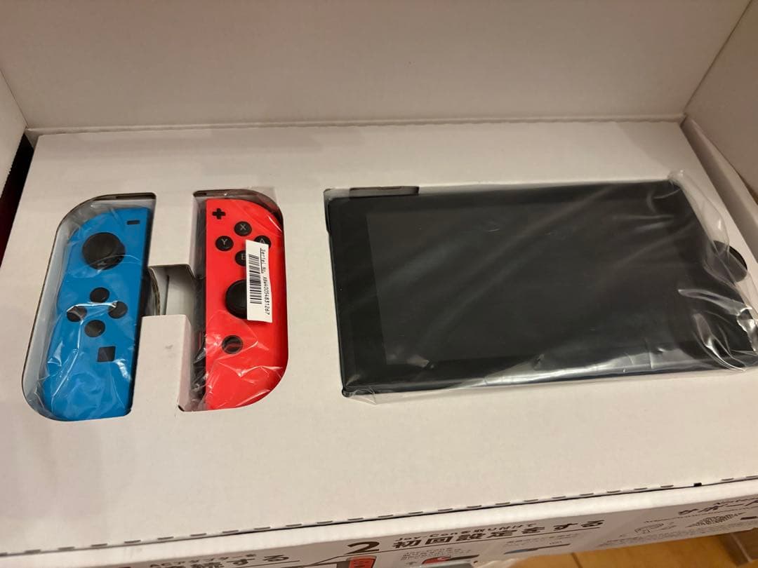 Switch本体、プロコン
