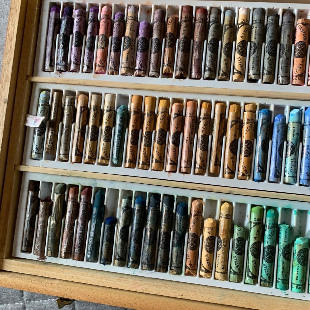 アレリア　セヌリエソフトパステル250色　木箱いり