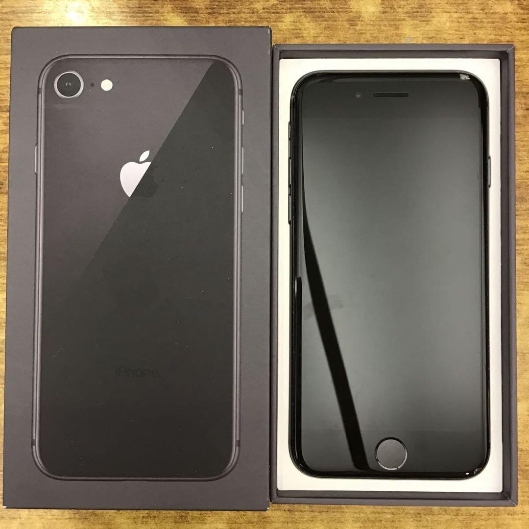 Apple iPhone 8ブラック 本体