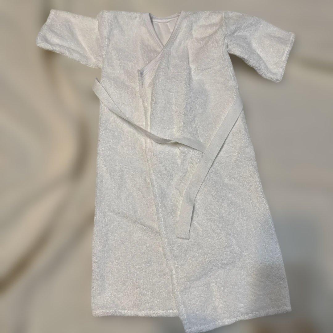 山王病院 愛育病院 で使用されている ベビーガウン　3枚セット 肌着 タオル