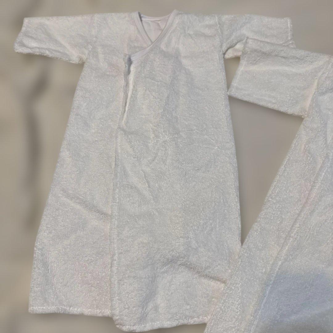 山王病院 愛育病院 で使用されている ベビーガウン　3枚セット 肌着 タオル