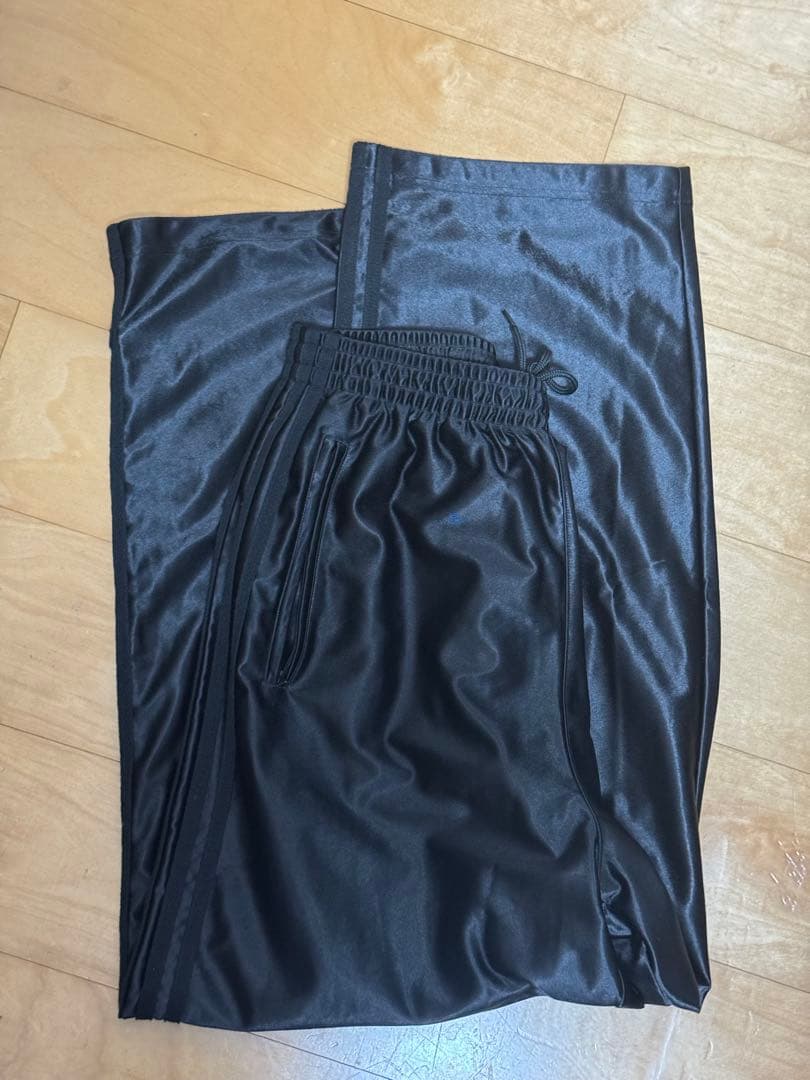 adidas ix6725 Q3 オーバーサイズトラックトップ&パンツ