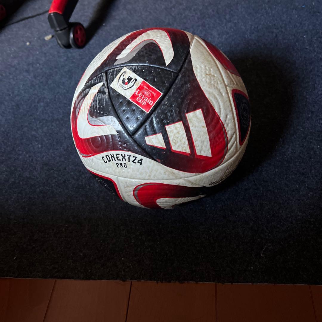 adidas コネクト24