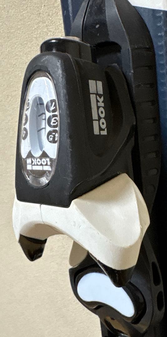 ROSSIGNOL HERO スキー 赤/黒 バインディング付き